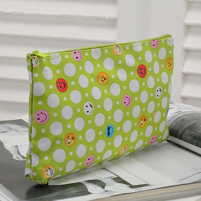Косметичка простая, отдел на молнии, цвет зелёный