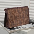 Косметичка треугольная, отдел на молнии, цвет коричневый