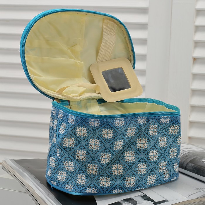 Косметичка-сундук, отдел на молнии, цвет голубой