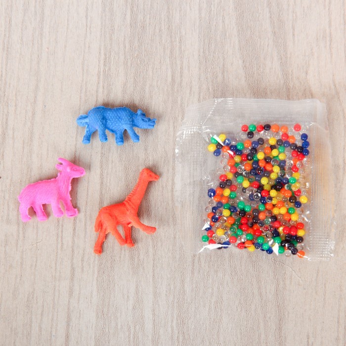 Аквапесок "Зоопарк", с растущими игрушками и гидрогелем