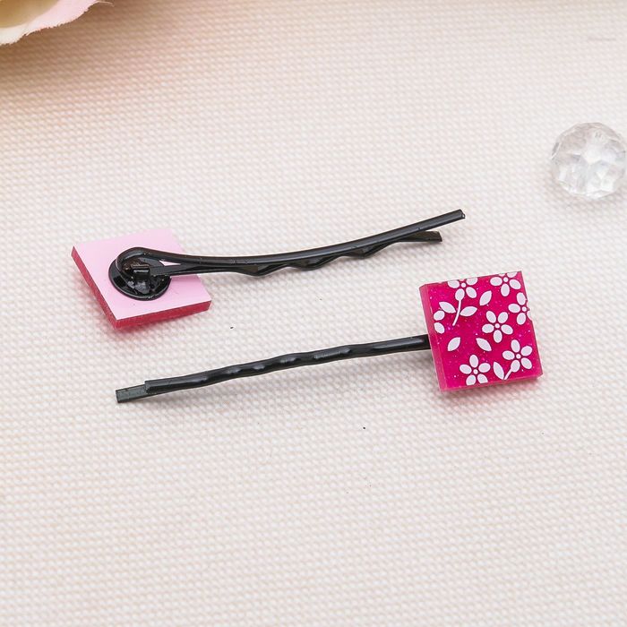 Невидимка для волос "Белые цветочки" (набор 20 шт) 5 см, ромб