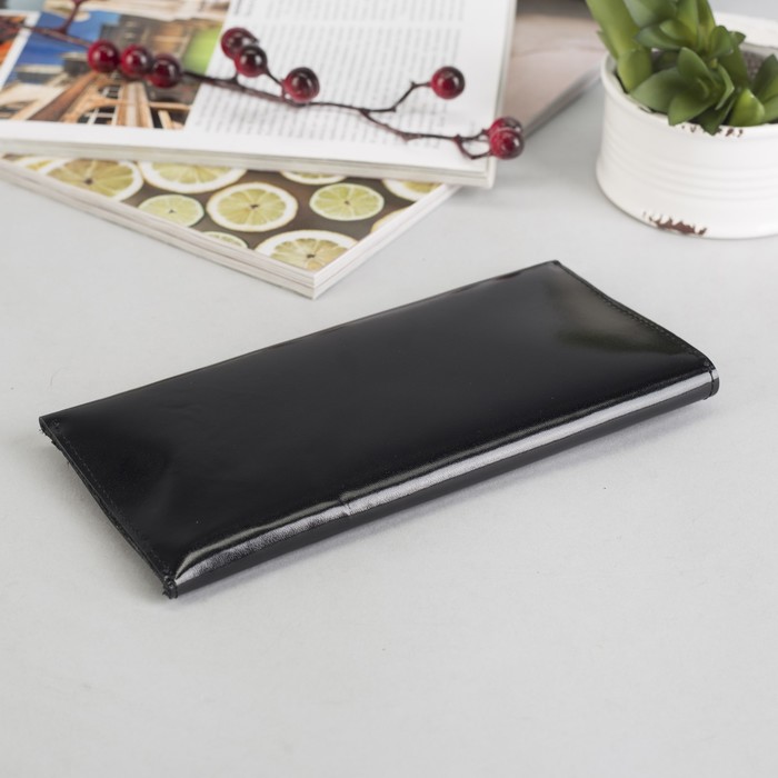 Кошелёк женский на клапане, 1 отдел, цвет чёрный лак
