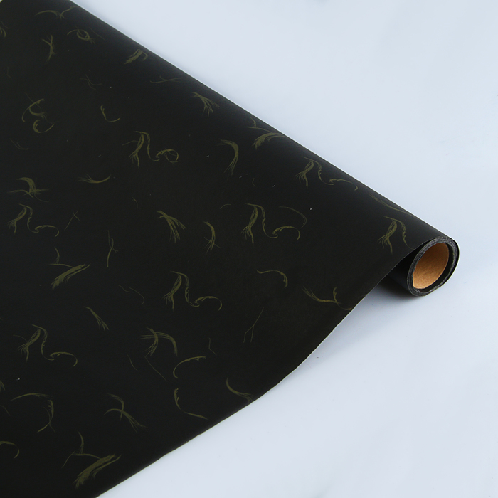 Фетр ламинированный "Перья", с золотым рисунком, 0,6 х 5 м