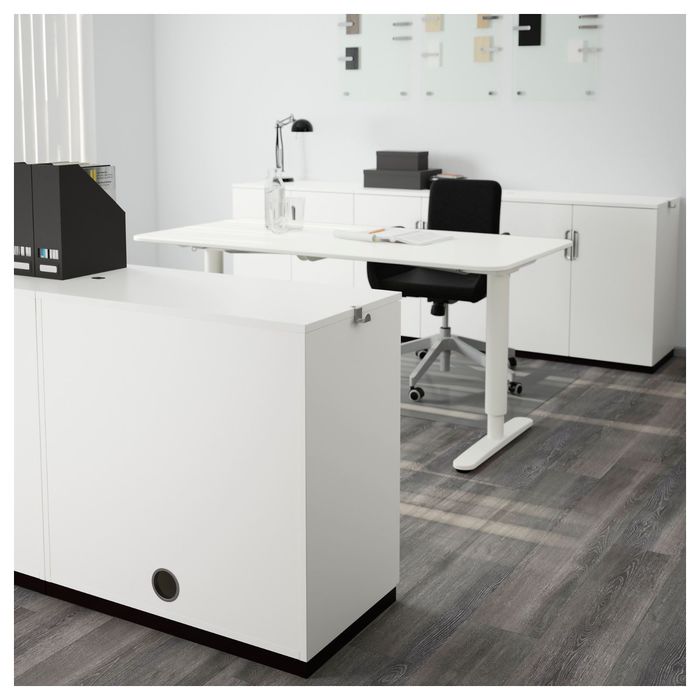 Шкаф с дверями, цвет белый ГАЛАНТ