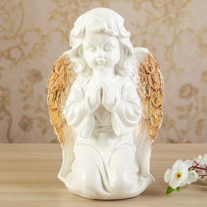 Статуэтка "Ангел молится на коленях", позолота, 34 см