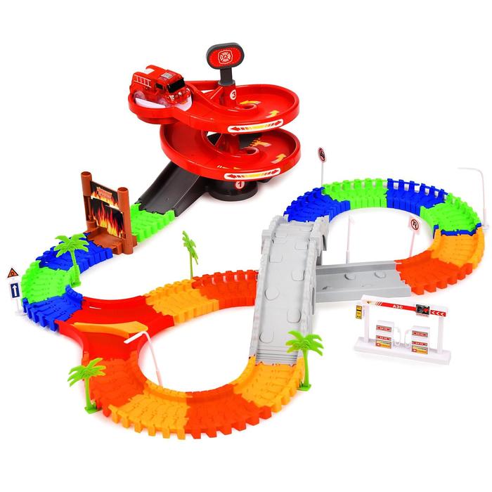 Гибкий трек «Пожарная станция», с машинкой, 113 деталей