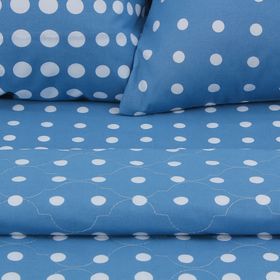 

Постельное бельё Этель 1,5 сп «Иллюзия» 143х215 см, 150х214 см, 70х70 см-2 шт