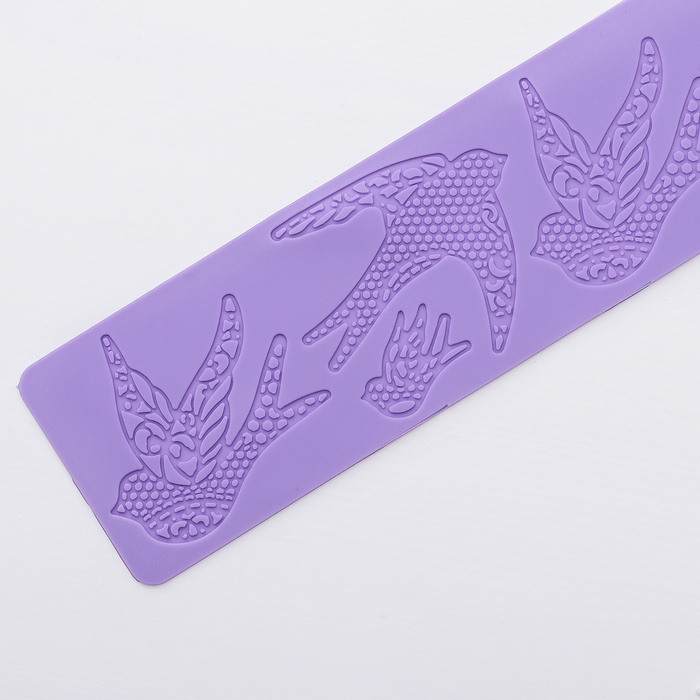 Коврик для айсинга 38,5х8 см "Ласточки", цвета МИКС