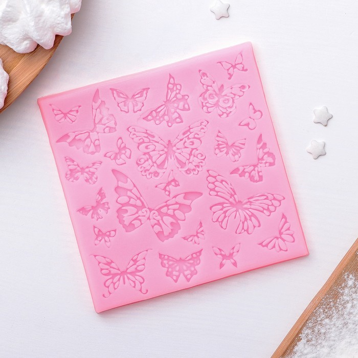 Молд 10х10х0,5 см "Бабочки"