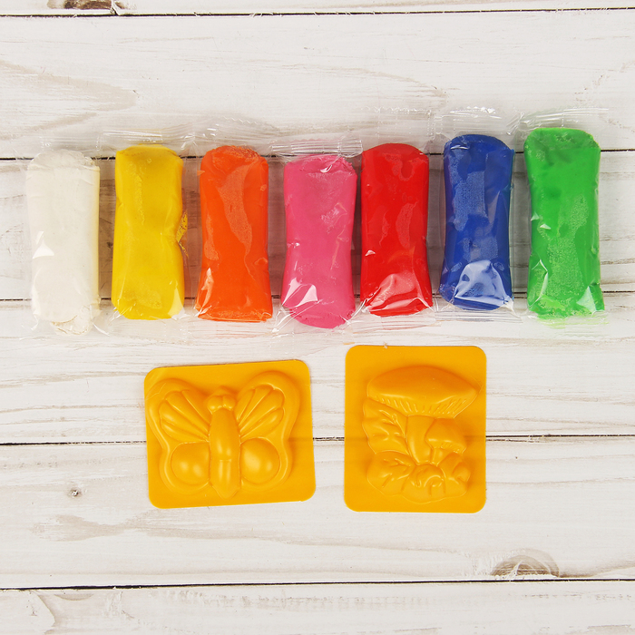 Тесто для лепки Hot Wheels, 7 цветов по 30 г + 2 формочки