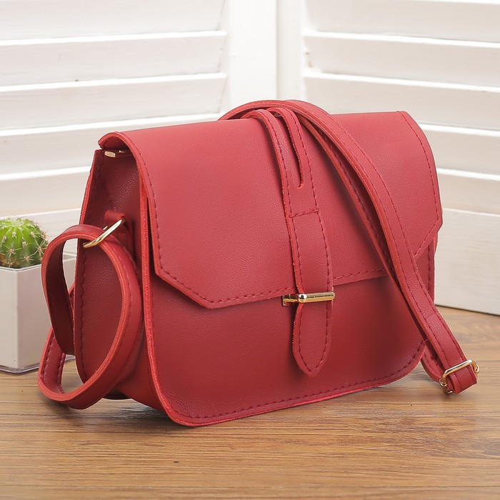 Сумка женская, отдел на молнии, регулируемый ремень, цвет красный
