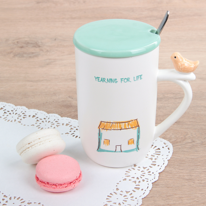 Кружка 450 мл "Скворечник", с керамической крышкой и ложкой, рисунок МИКС