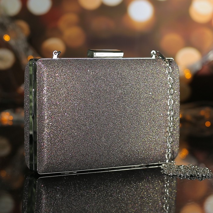 Клатч женский, отдел на фермуаре, длинная цепь, цвет кофе