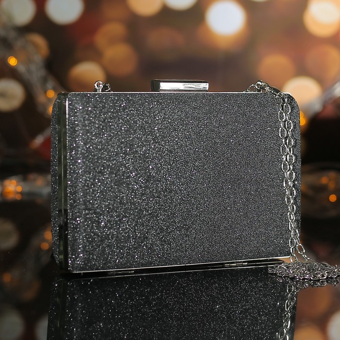 Клатч женский, отдел на фермуаре, длинная цепь, цвет серый