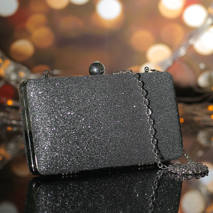 Клатч женский, отдел на фермуаре, длинная цепь, цвет серый