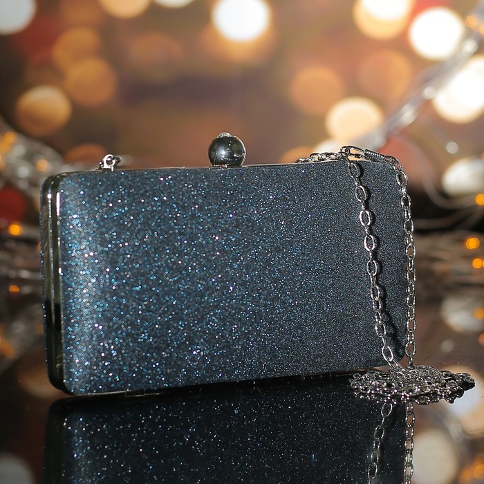 Клатч женский, отдел на фермуаре, длинная цепь, цвет синий