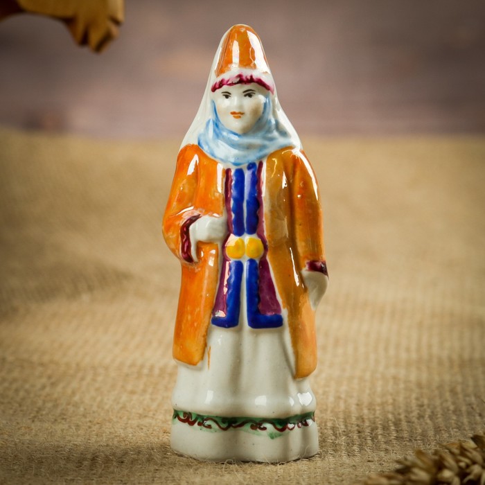 Сувенир "Анасы" фарфор, ручная работа