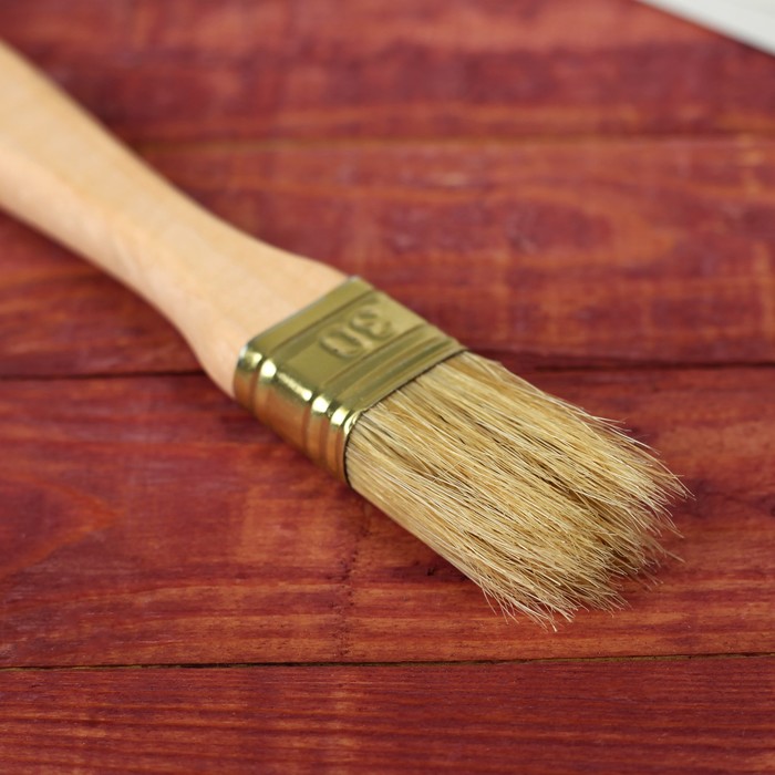 Кисть плоская, толстая, деревянная ручка, 30 х 14 мм