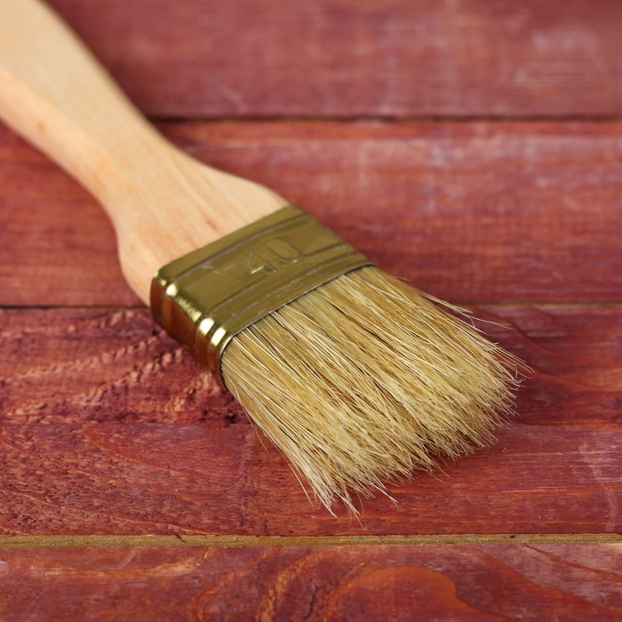 Кисть плоская, толстая, деревянная ручка, 40 х 14 мм