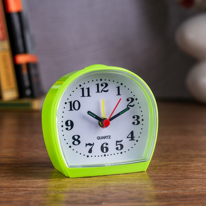 Будильник полукруглый, пластик микс 7,5*8 см