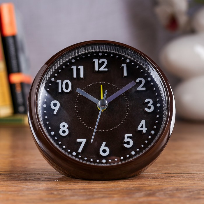 Будильник круглый классика, с подсветкой, пластик микс 10,5*10,5 см