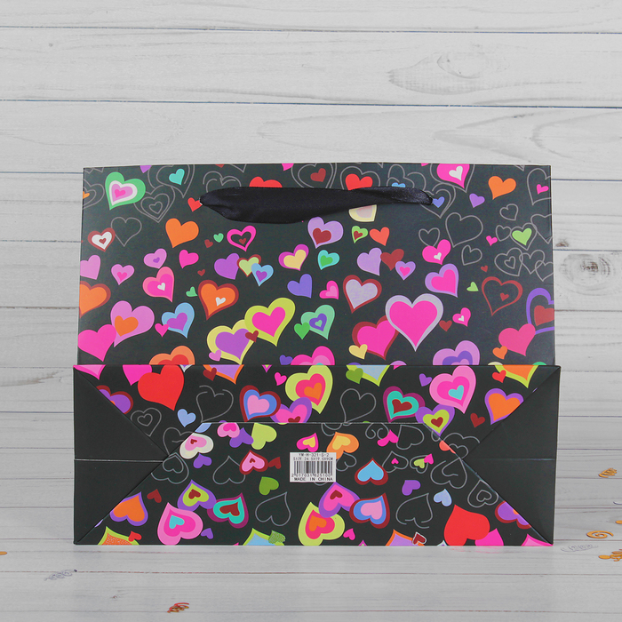 Пакет подарочный "Разноцветные сердечки", люкс, 45 х 12 х 34 см