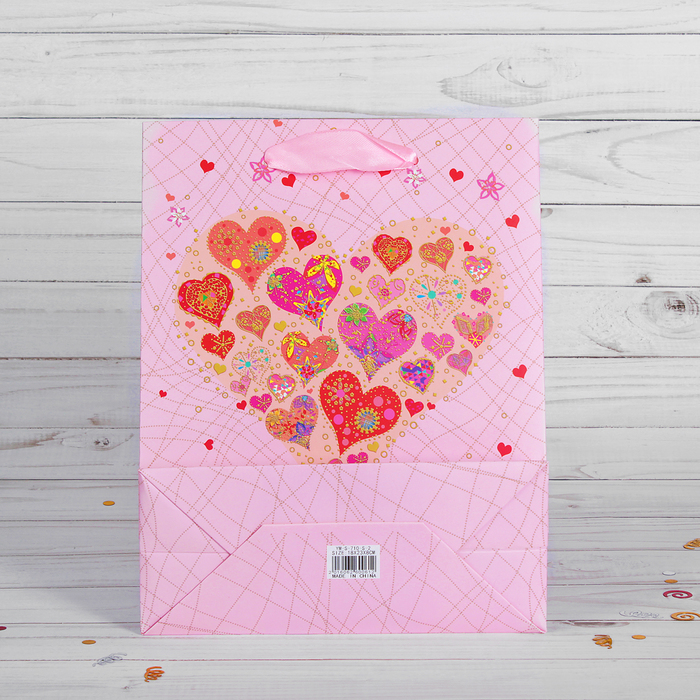 Пакет подарочный "Сердца", люкс, 18 х 8 х 23 см