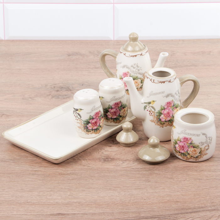 Набор для специй на подставке "Соловушка", 5 предметов: солонка/перечница 50 мл, сахарница 120 мл, емкость для соусов 250 мл