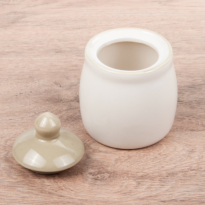 Набор для специй на подставке "Соловушка", 5 предметов: солонка/перечница 50 мл, сахарница 120 мл, емкость для соусов 250 мл