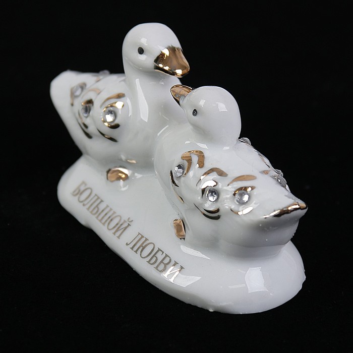 Нэцкэ керамика "Уточки-мандаринки - Живите богато" стразы 4,8х9х3,4 см