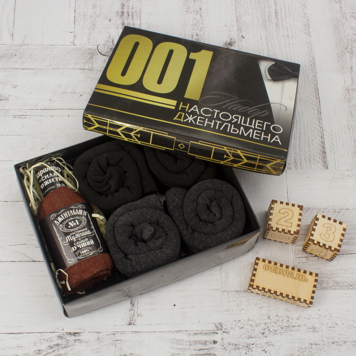 Набор мужской KAFTAN "Настоящего джентльмена" полотенце 30 х 30 см и носки 4 пары, хлопок