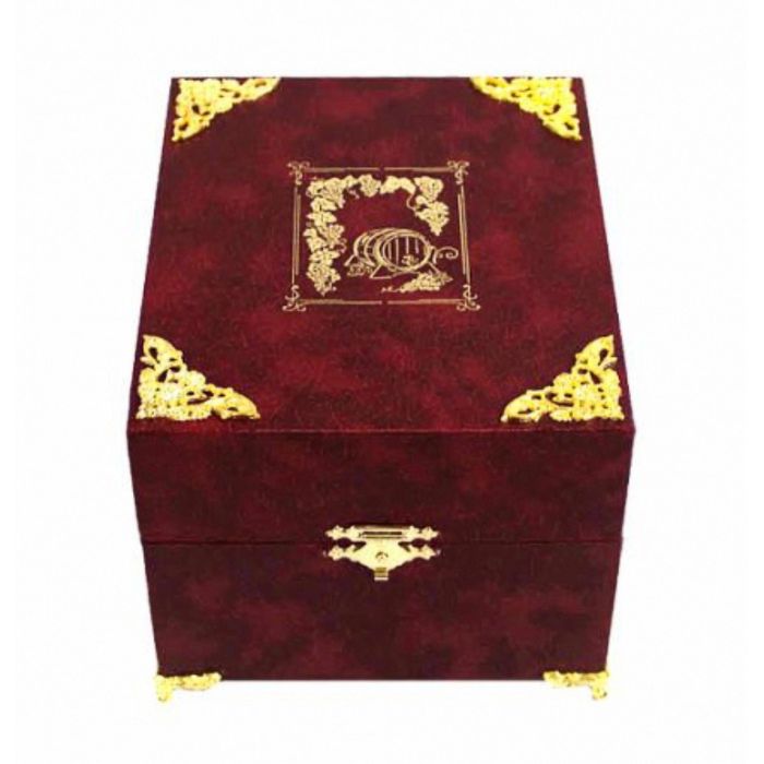 Бокал для коньяка «Охота на лося» в шкатулке