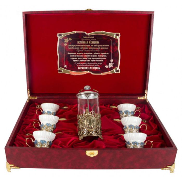 Чайный сервиз с френч-прессом «Незабудки» в шкатулке с накладкой «Истинная женщина»