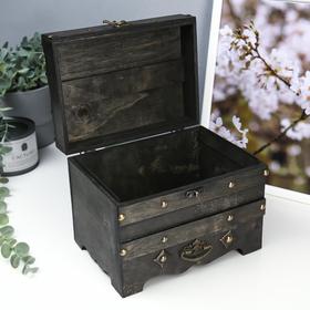 

Шкатулка дерево "Средневековье" 18х22х16 см