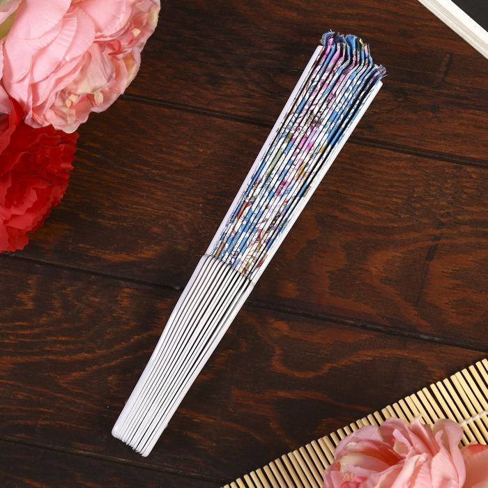 Веер пластик изгиб "Цветочница" серебро МИКС 23 см