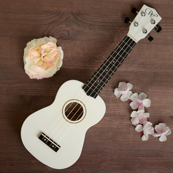 Укулеле сопрано Woodcraft UK-100/WH белый