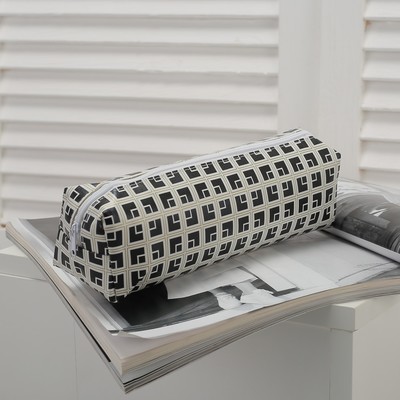 Косметичка-пенал, отдел на молнии, цвет чёрный