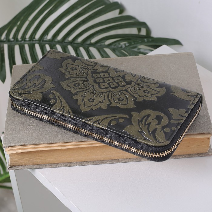 Кошелёк женский на молнии, 3 отдела, для карт, монет, цвет зелёный