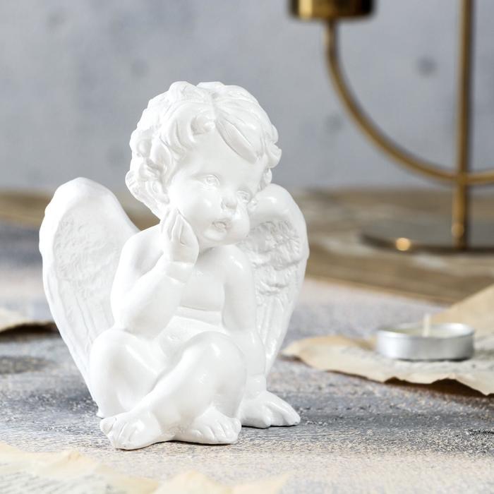 Статуэтка "Пупс сидит", белый