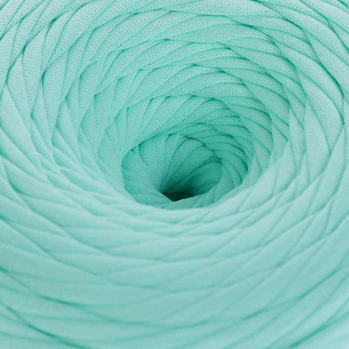 Пряжа трикотажная широкая KNITKA 100м/300гр , ширина 7-9 мм (ментол)