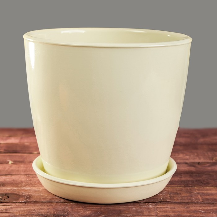 Кашпо "Виктория 20" 4л глянец молочный