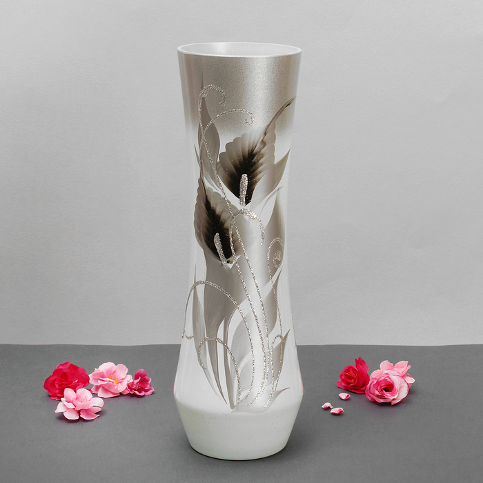 Ваза "Каллы" восьмёрка, бело-серебристая