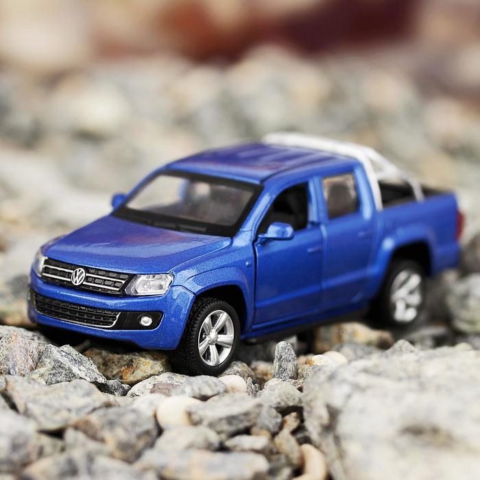 Машина металлическая Volkswagen Amarok, открываются двери, инерция, МИКС