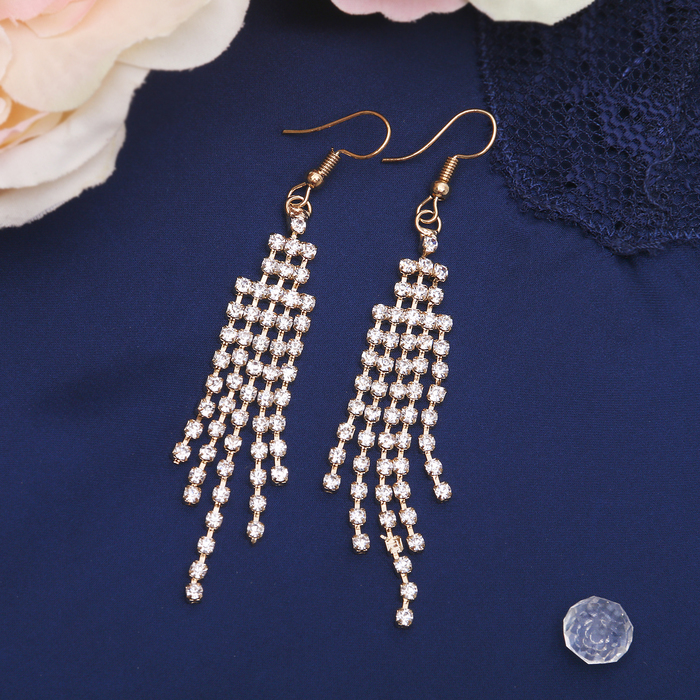 Серьги висячие со стразами Princess водопад, цвет белый в золоте