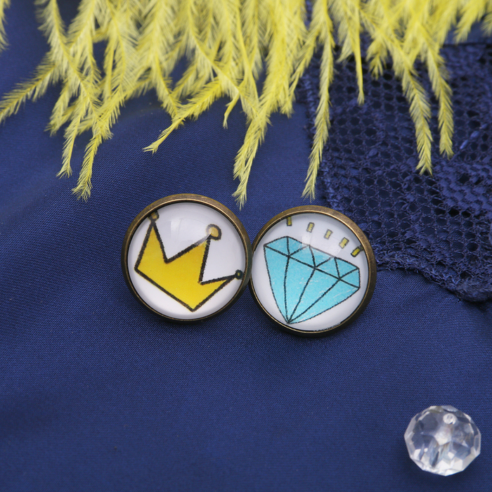 Серьги из стекла Candy корона и алмаз, цвет жёлто-голубой в чернёном золоте