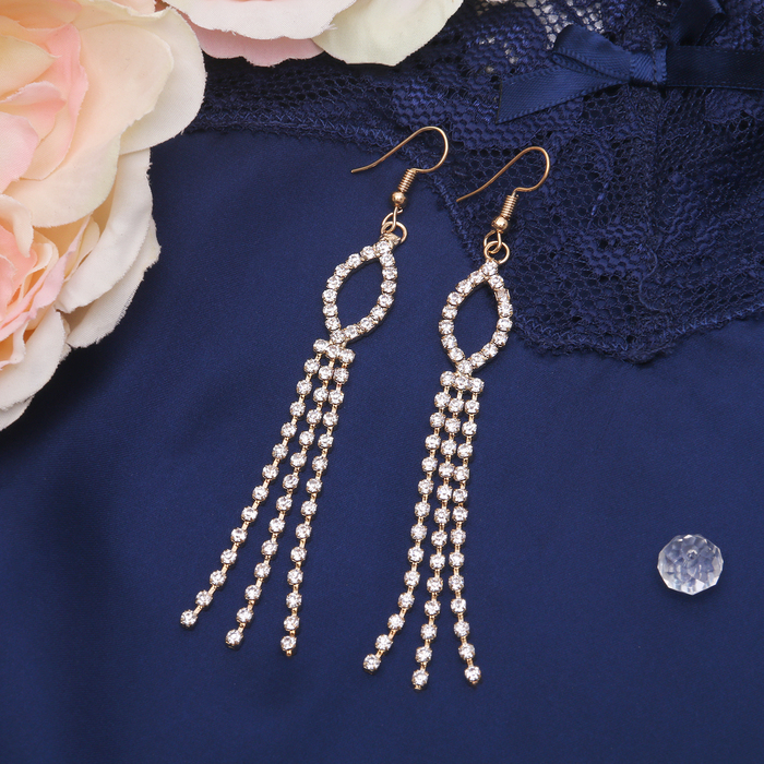Серьги висячие со стразами Princess водопад, эллипс, цвет белый в золоте