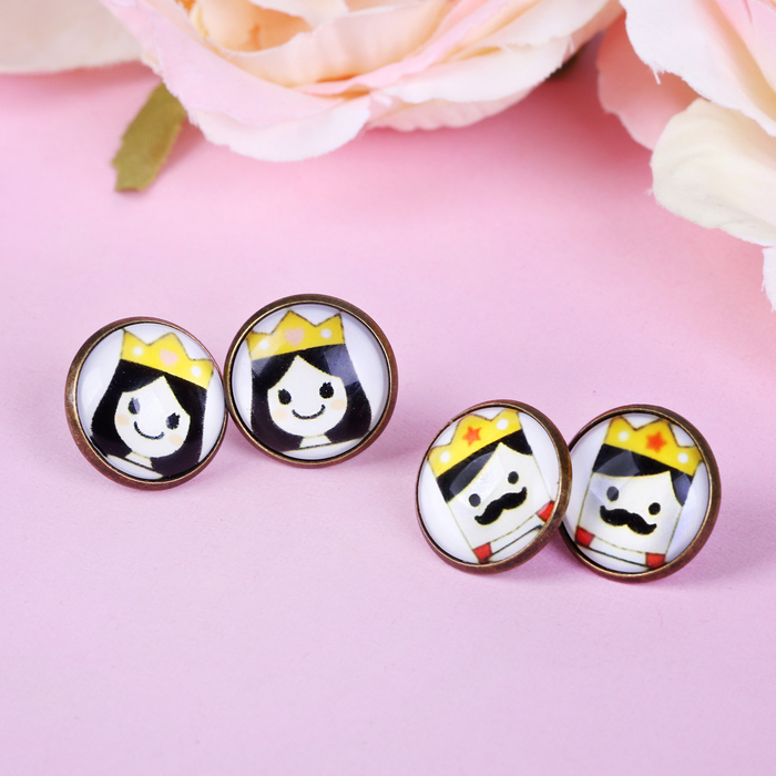 Серьги из стекла Candy король и королева МИКС в чернёном золоте