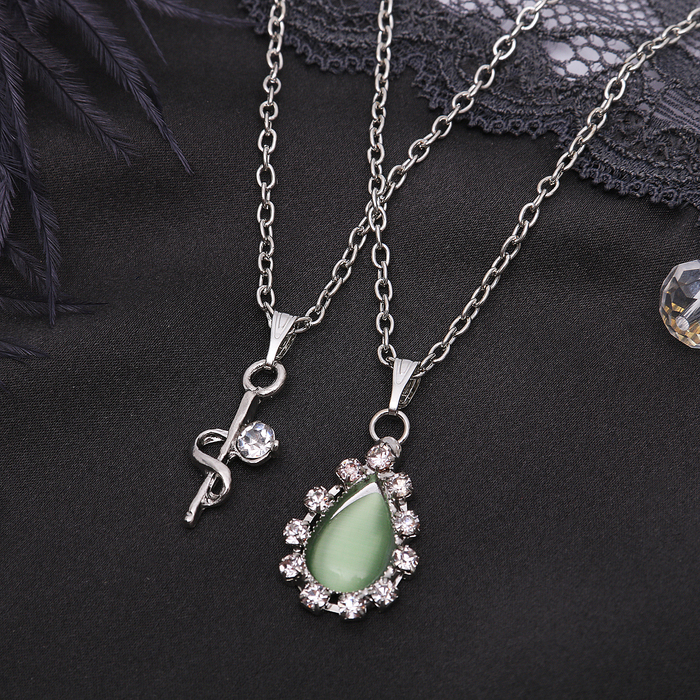 Кулон "Двойной" капля, цвет бело-зелёный в серебре