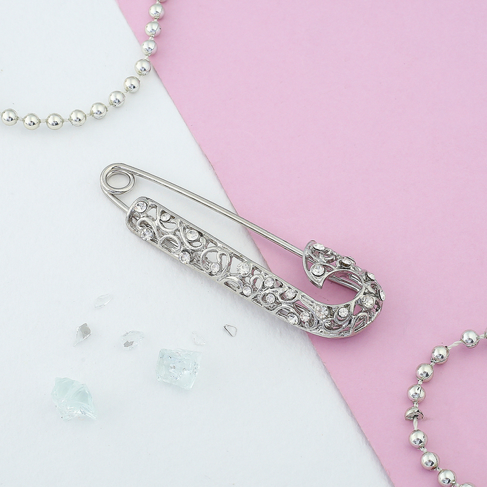 Булавка "Этно", 7 см, цвет белый в серебре