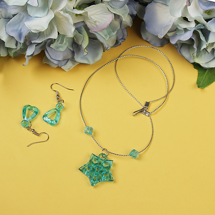 Набор детский "Выбражулька" 2 предмета: сережки, кулон 45см, звезда ажурная, цвет МИКС